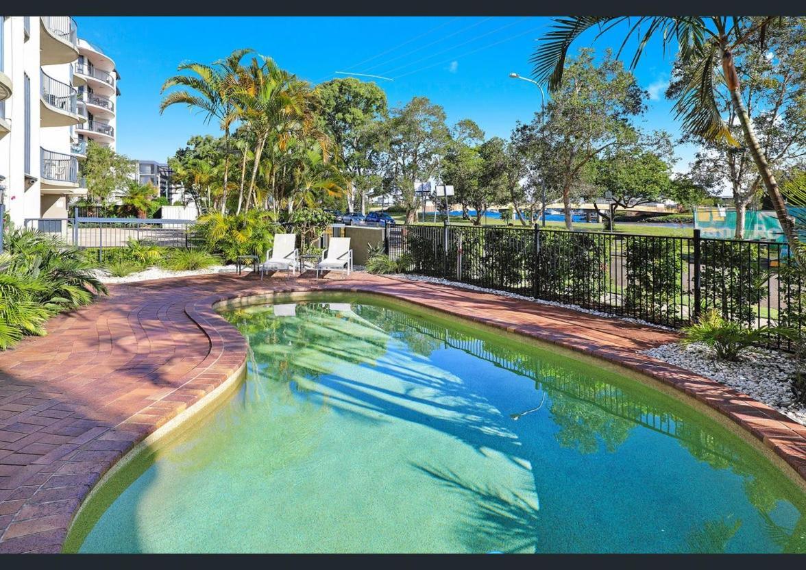 Excellsior Apartments Mooloolaba Extérieur photo