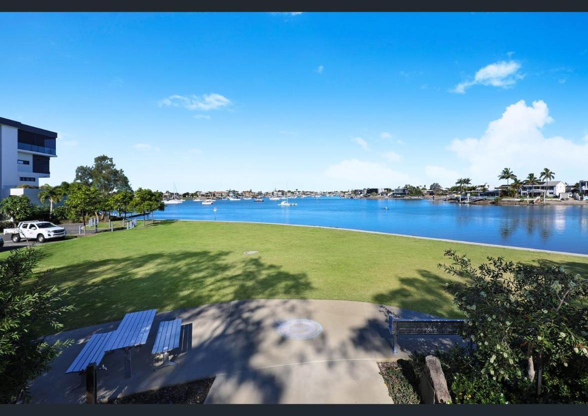 Excellsior Apartments Mooloolaba Extérieur photo