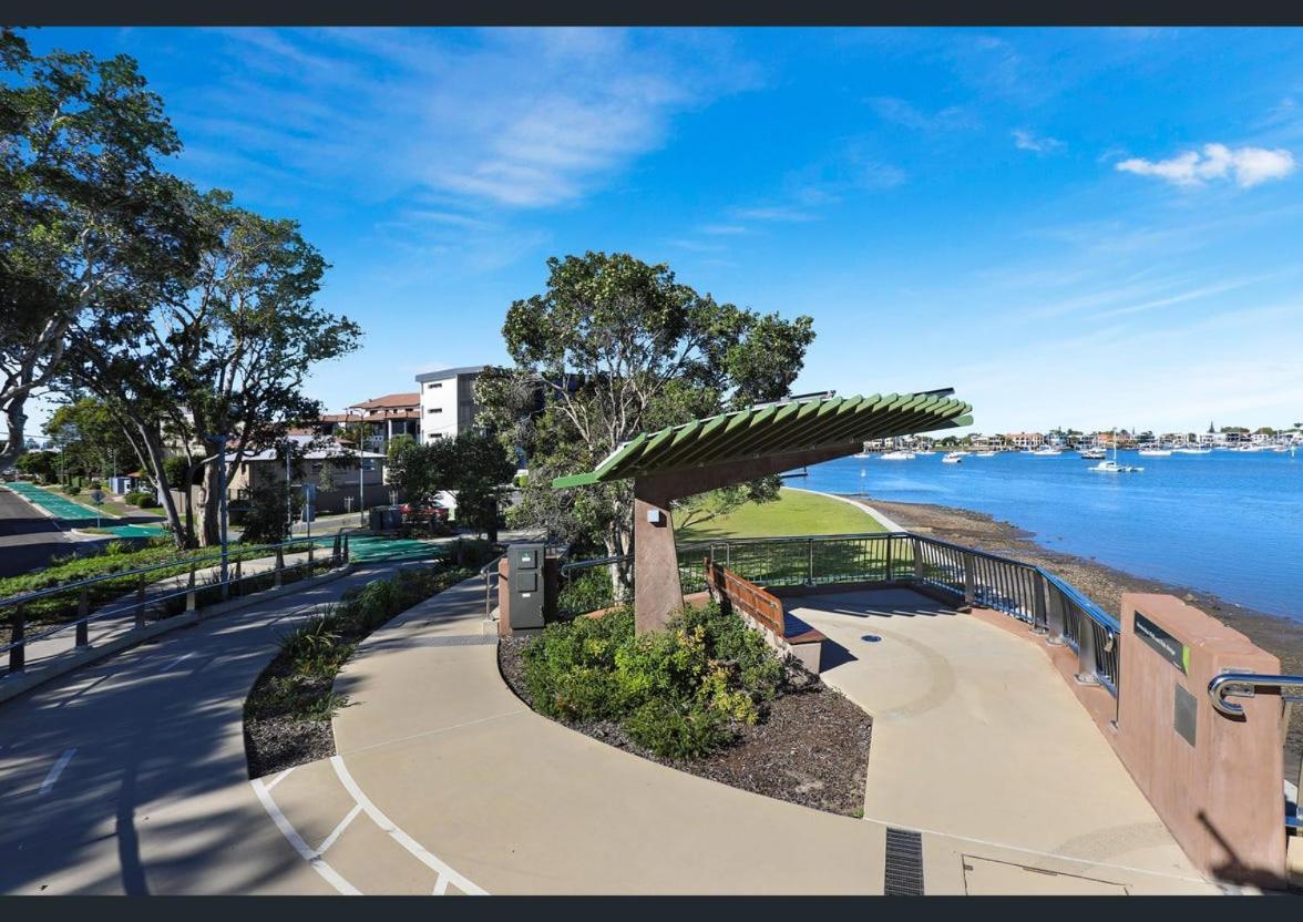 Excellsior Apartments Mooloolaba Extérieur photo