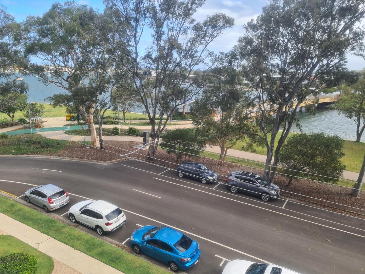 Excellsior Apartments Mooloolaba Extérieur photo