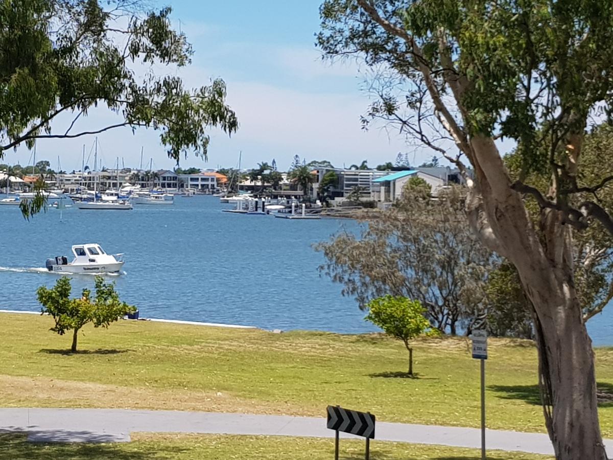 Excellsior Apartments Mooloolaba Extérieur photo